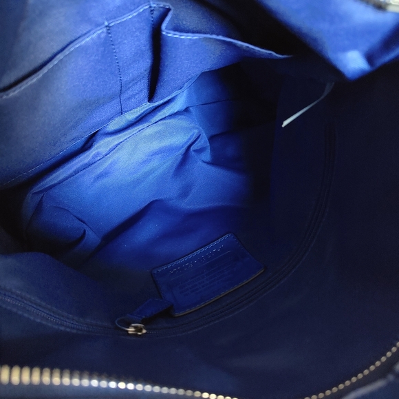 Coach 27024 Signature Stripe Foldover Crossbody Hangbag Navy - Picture 5 of 8